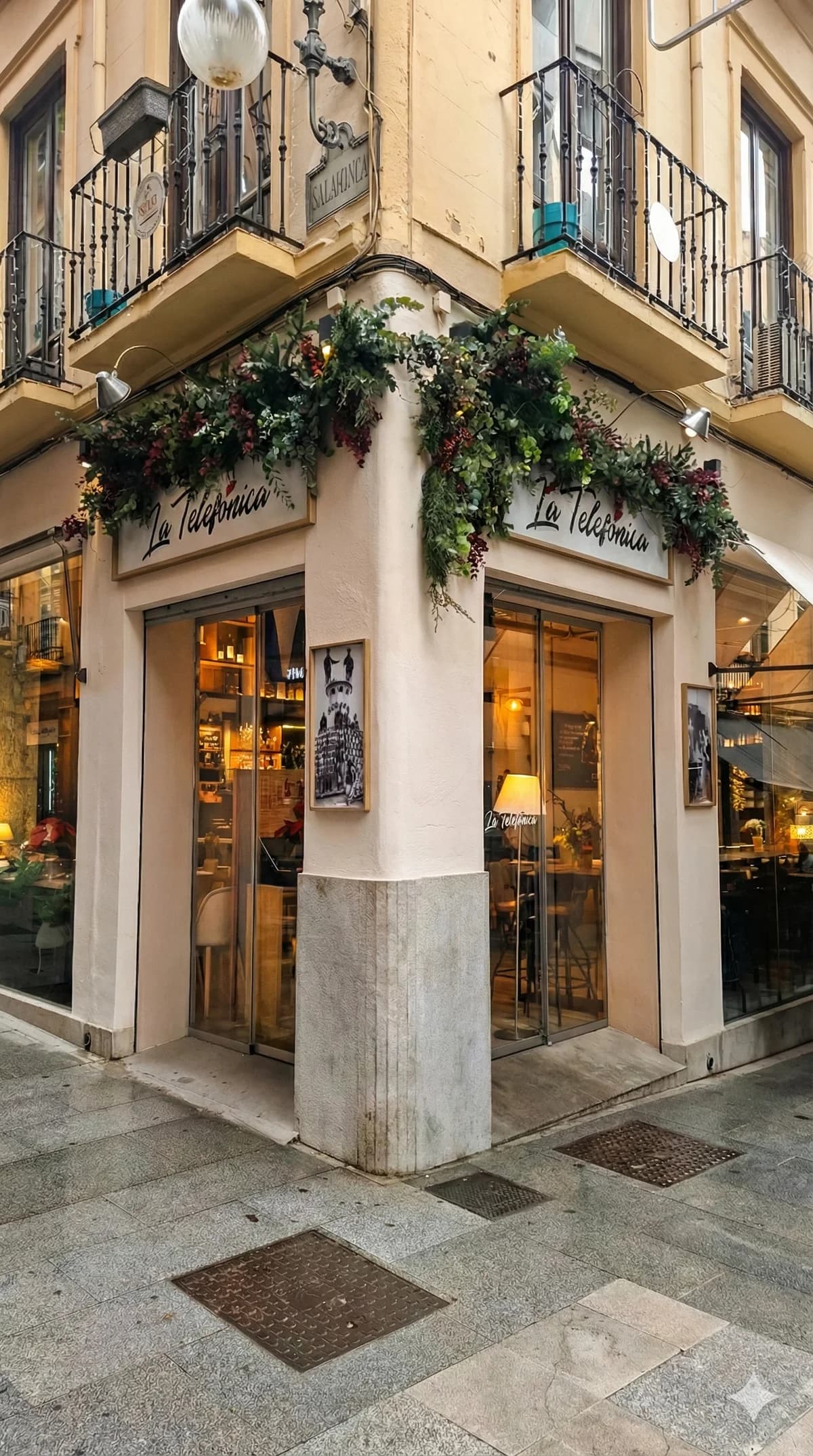 La maison · La Telefónica
