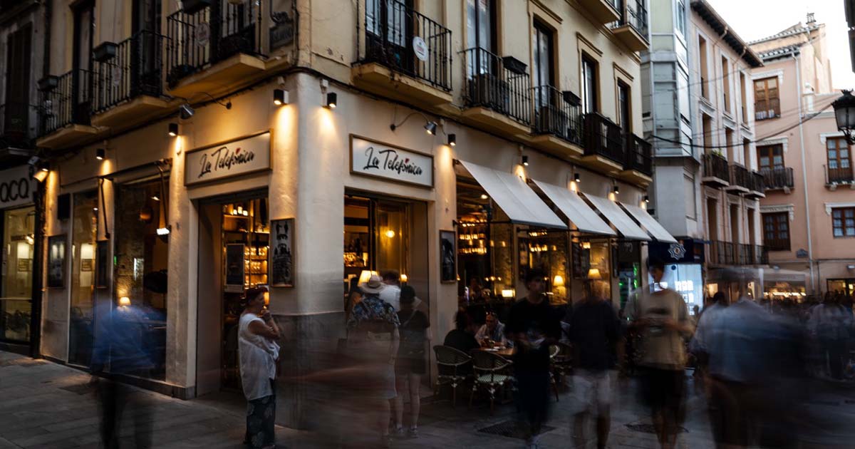 La Telefónica, hostelería y restauración en Granada